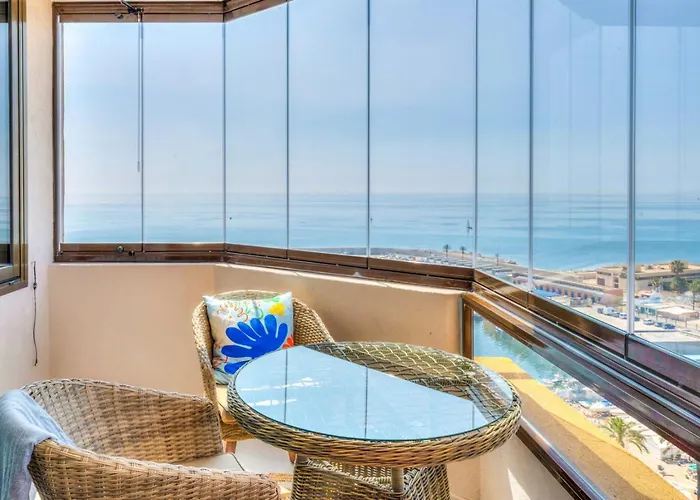 Beautiful With Sea View Paseo Maritimo *