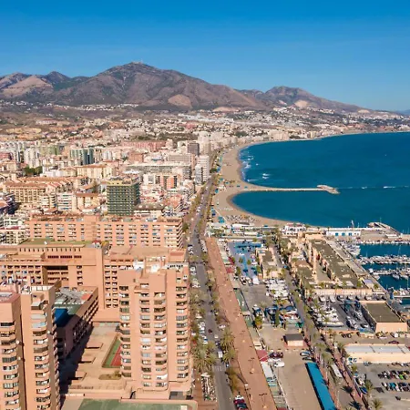 Beautiful With Sea View Paseo Maritimo フエンヒロラ